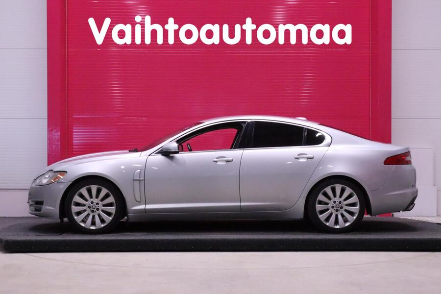Jaguar XF vaihtoauto