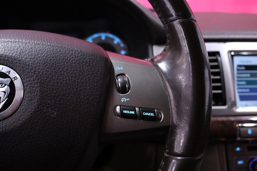 Jaguar XF vaihtoauto