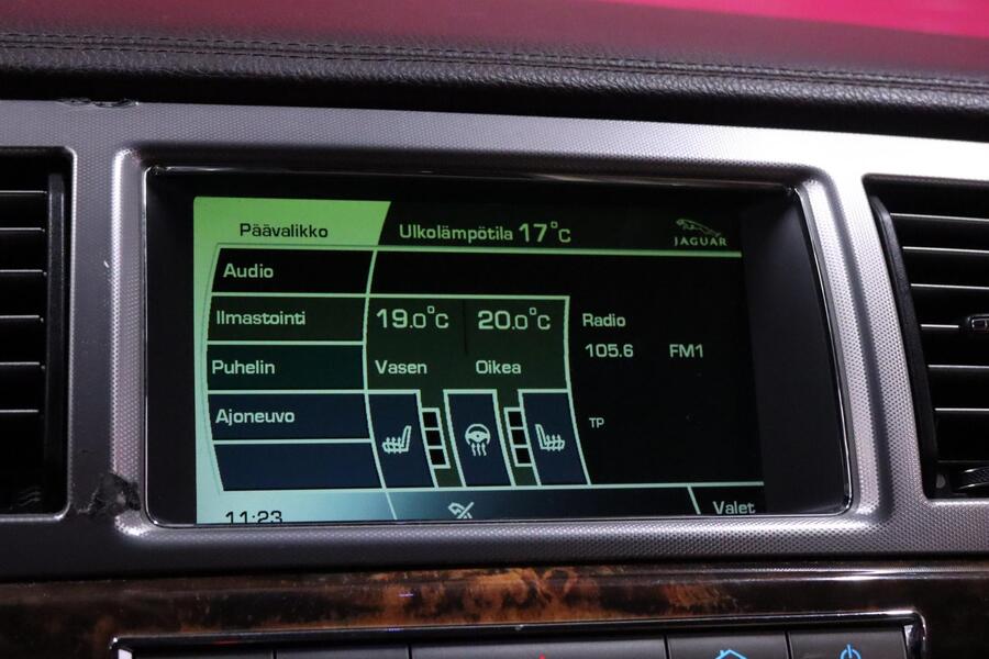 Jaguar XF vaihtoauto