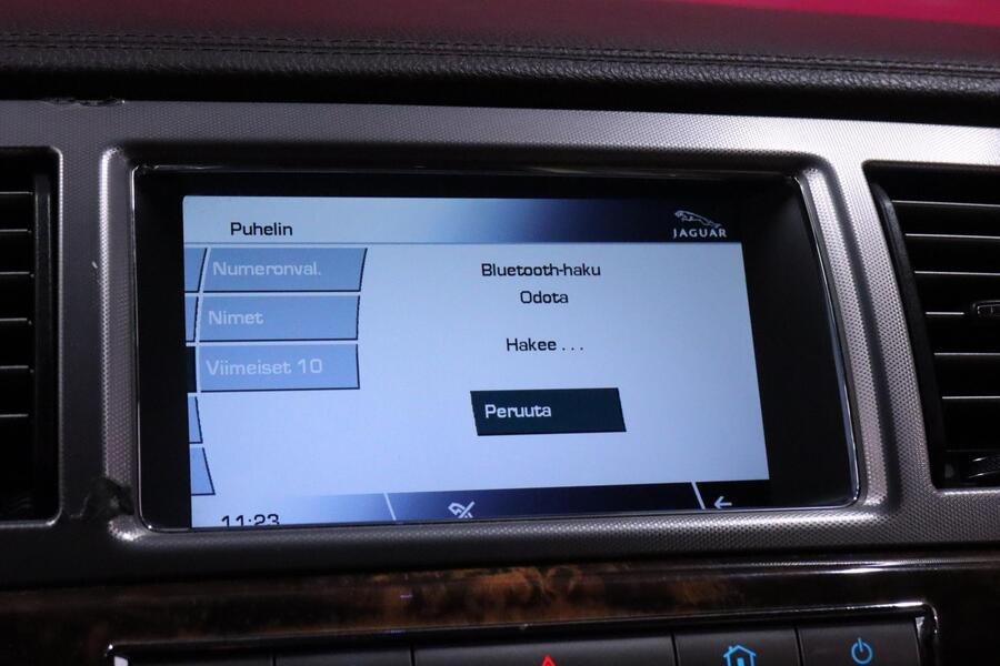 Jaguar XF vaihtoauto