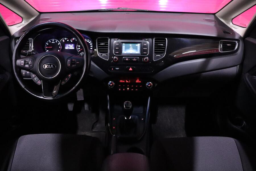 Kia Carens vaihtoauto