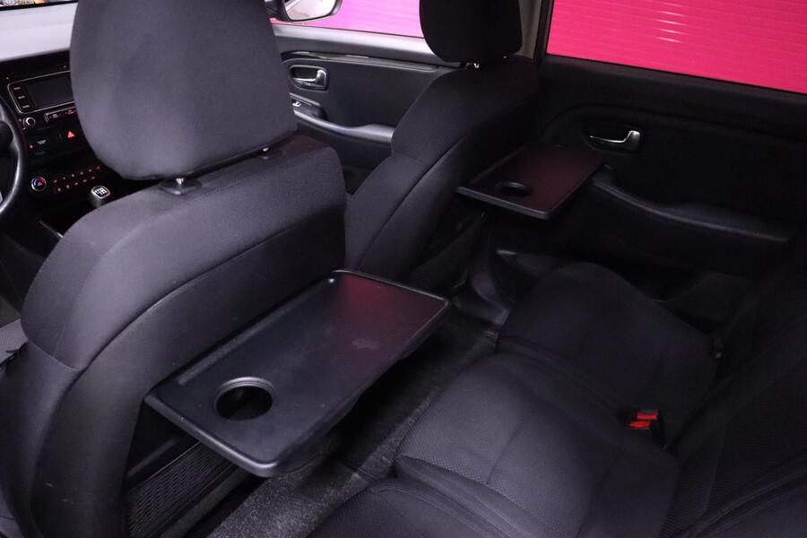 Kia Carens vaihtoauto