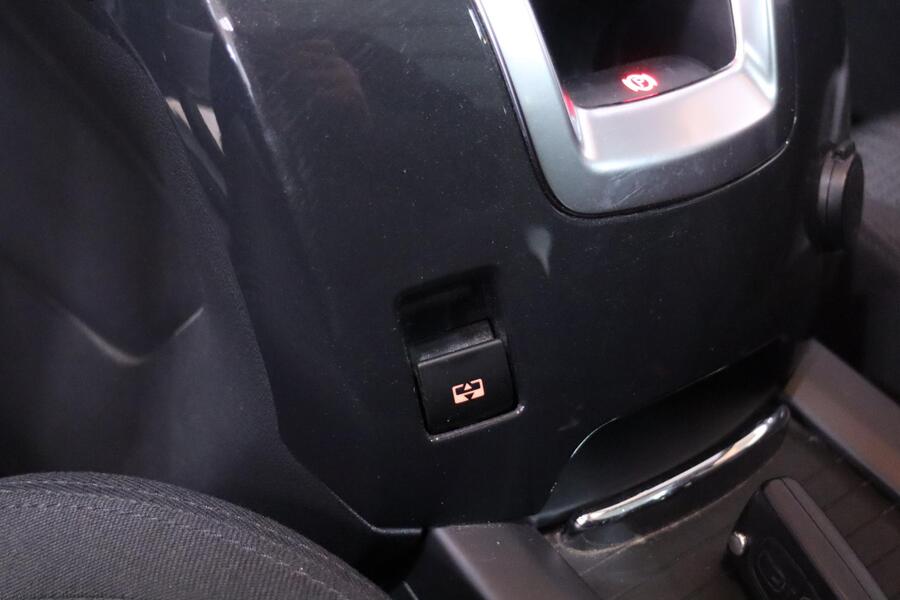 Peugeot 5008 vaihtoauto