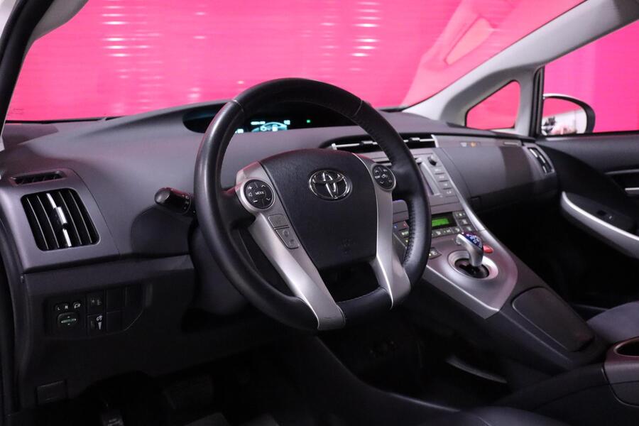 Toyota Prius vaihtoauto