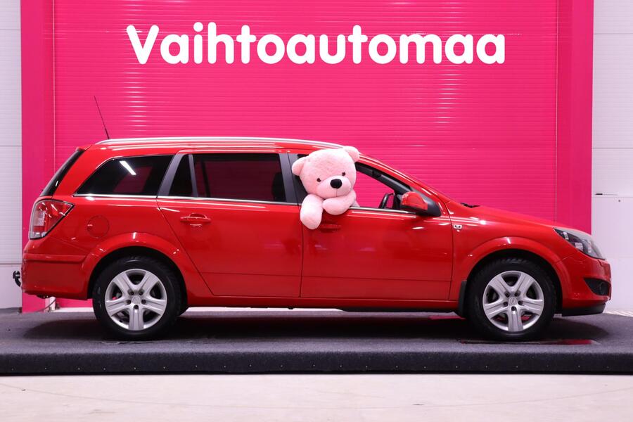 Opel Astra vaihtoauto