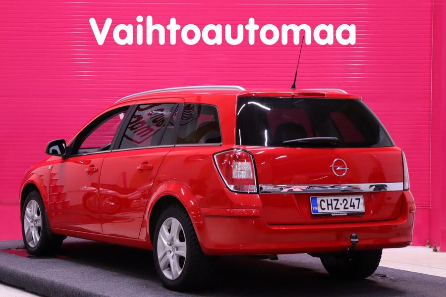 Opel Astra vaihtoauto