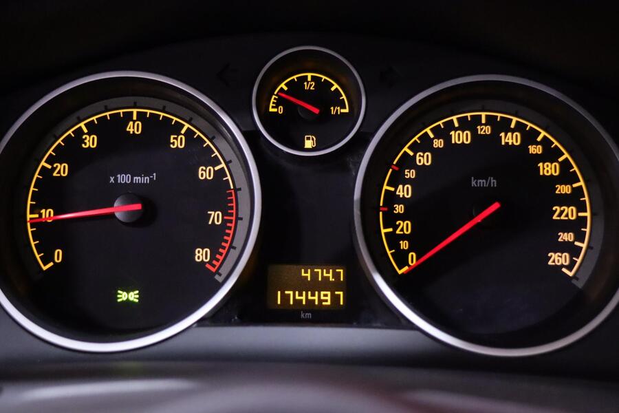 Opel Astra vaihtoauto