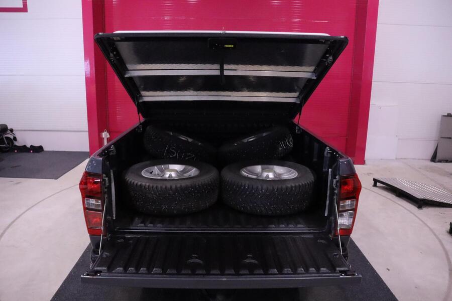 Isuzu D-Max vaihtoauto