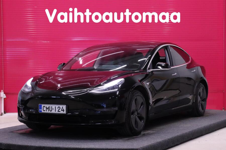 Tesla Model 3 vaihtoauto