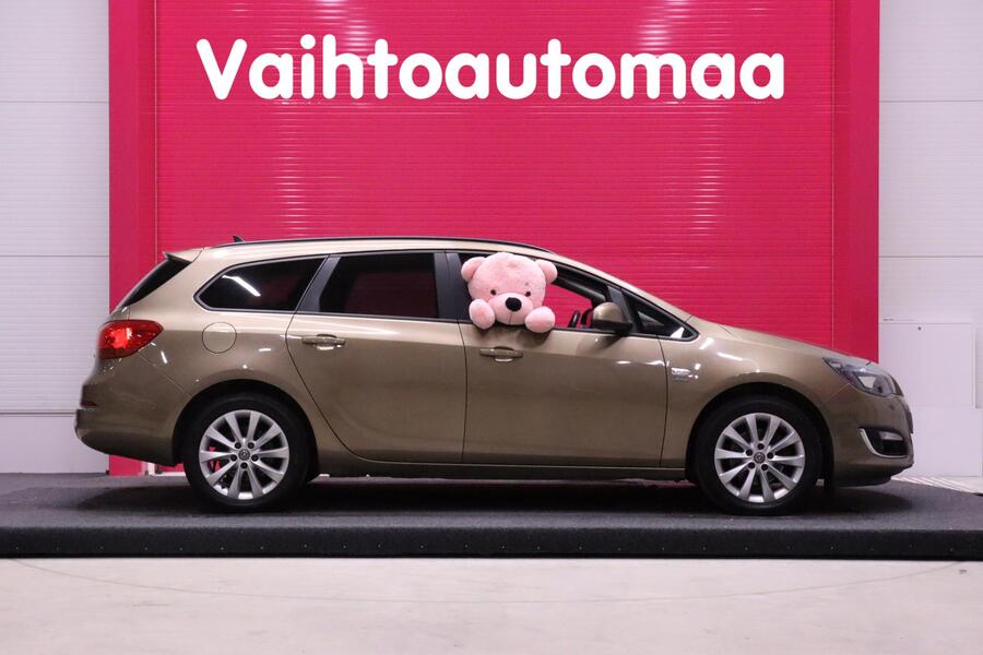 Opel Astra vaihtoauto