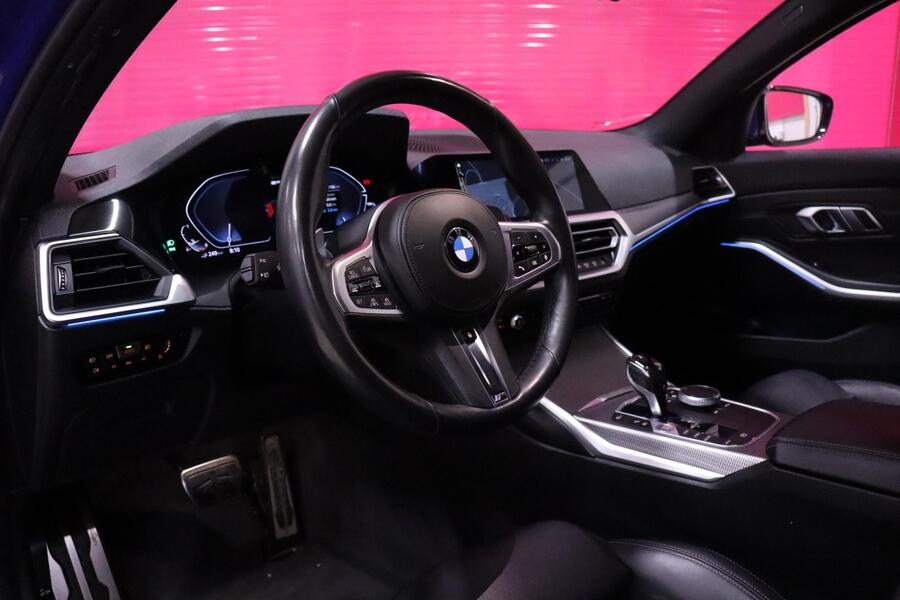 BMW 330 vaihtoauto
