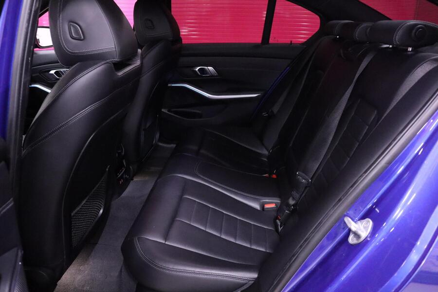 BMW 330 vaihtoauto