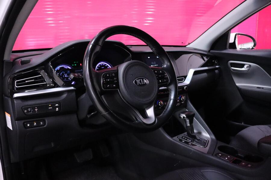 Kia Niro plug-in vaihtoauto