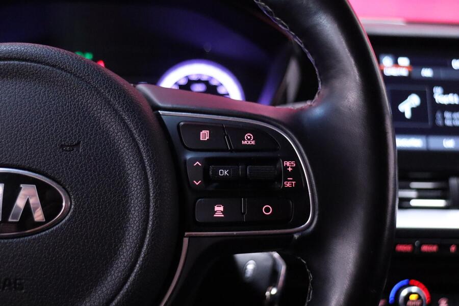 Kia Niro plug-in vaihtoauto