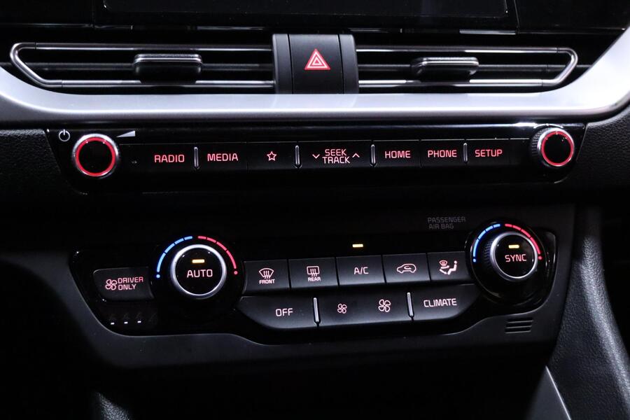 Kia Niro plug-in vaihtoauto