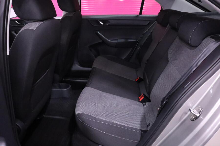 Skoda Rapid vaihtoauto