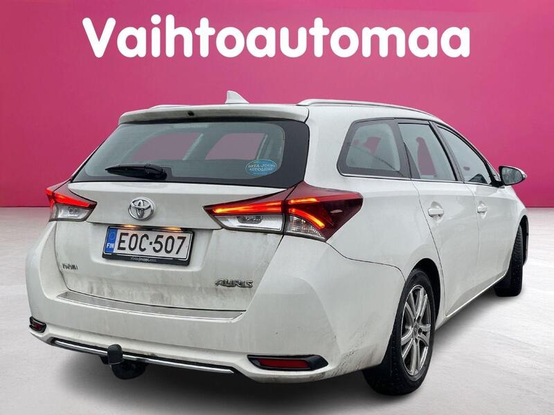 Toyota Auris vaihtoauto
