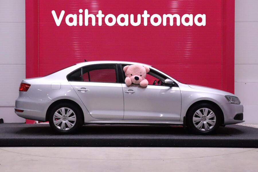 Volkswagen Jetta vaihtoauto