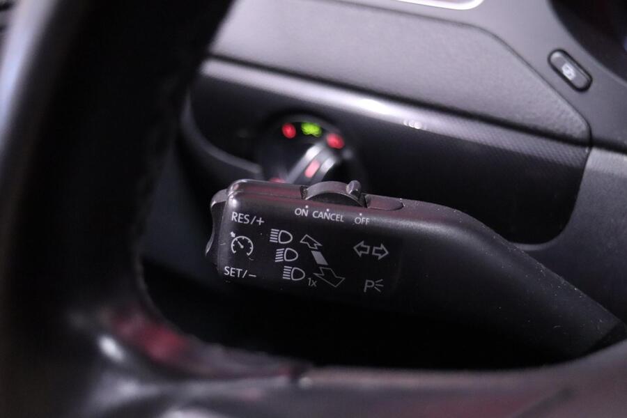 Volkswagen Jetta vaihtoauto