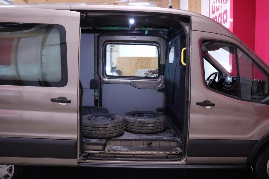 Ford Transit vaihtoauto