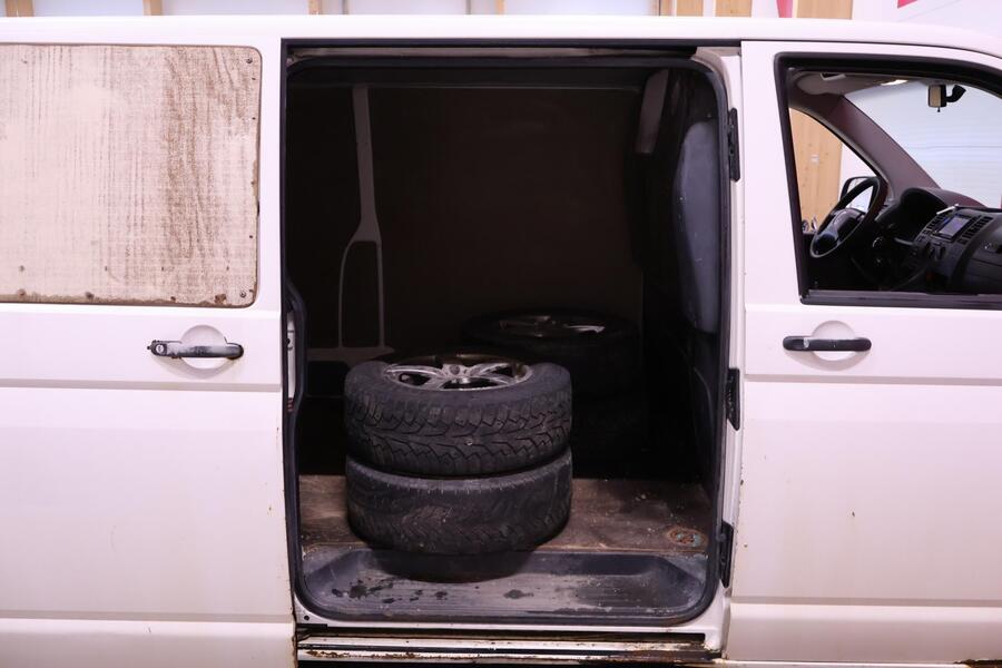 Volkswagen Transporter vaihtoauto