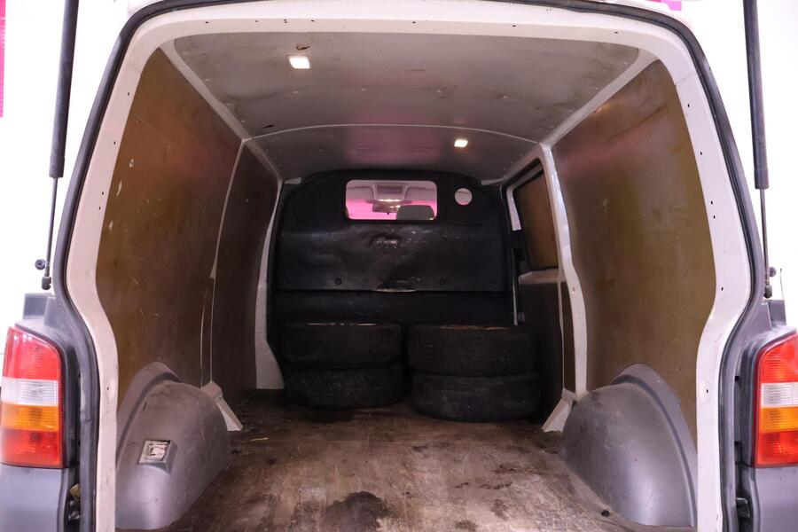 Volkswagen Transporter vaihtoauto