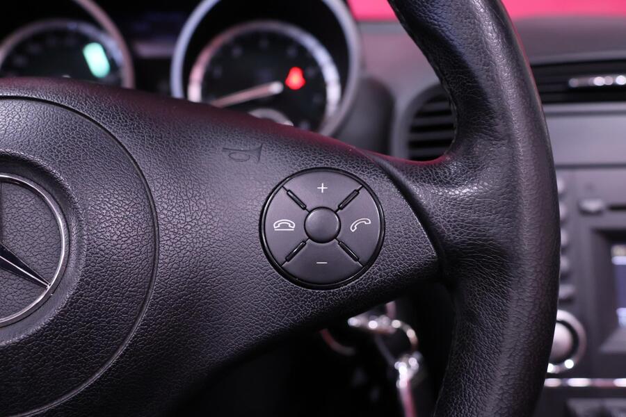 Mercedes-Benz SLK vaihtoauto