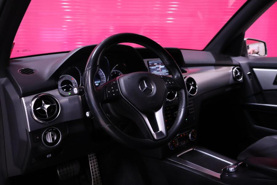 Mercedes-Benz GLK vaihtoauto