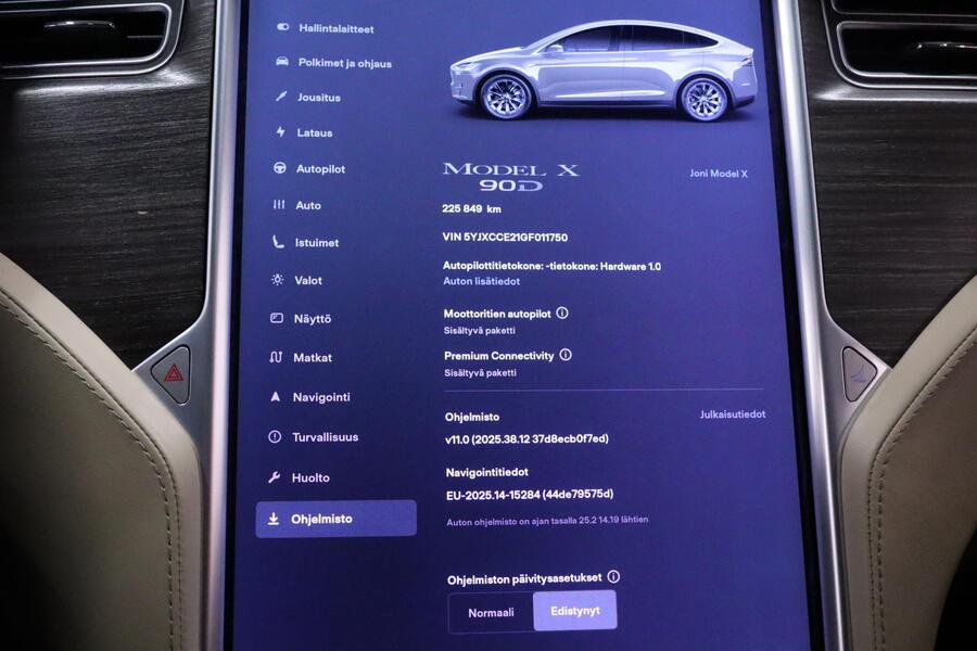 Tesla Model X vaihtoauto