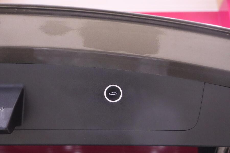 Tesla Model X vaihtoauto