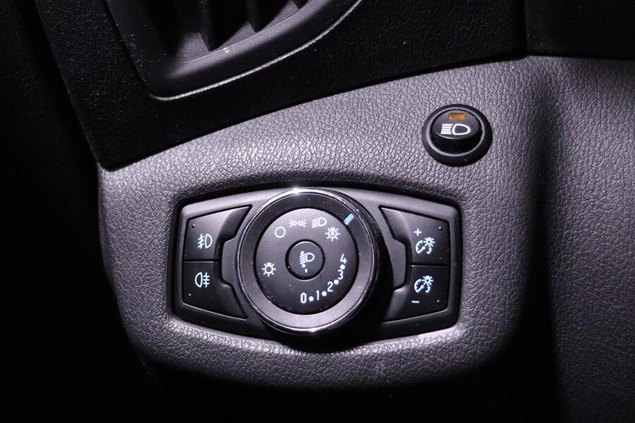 Ford Transit Connect vaihtoauto