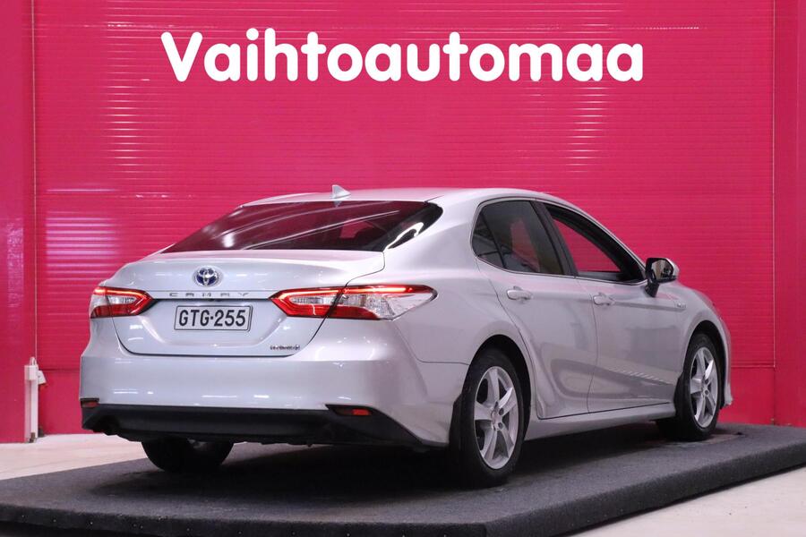 Toyota Camry vaihtoauto