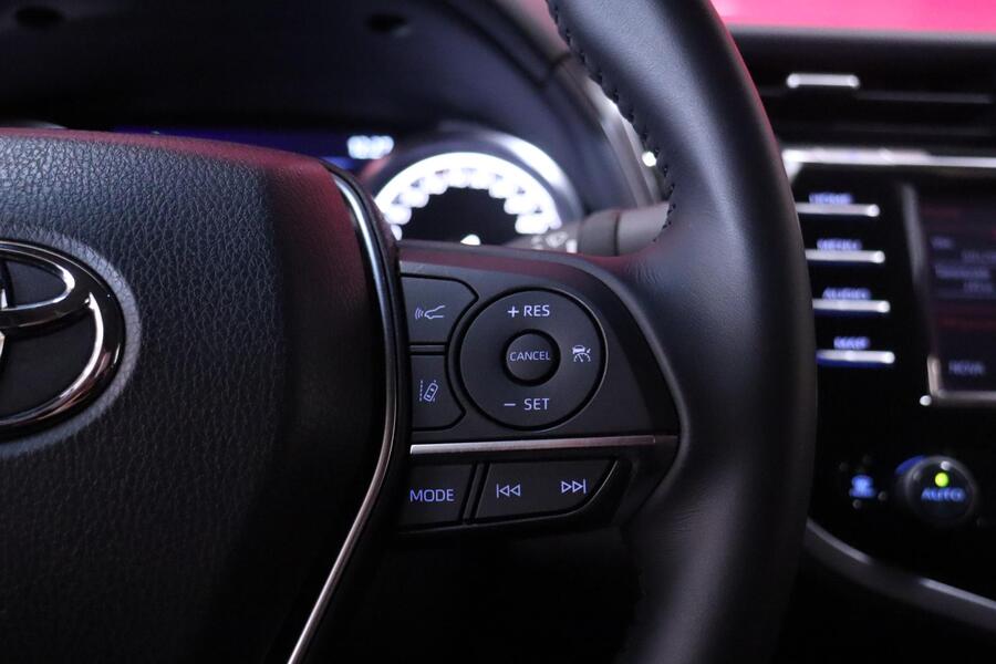 Toyota Camry vaihtoauto