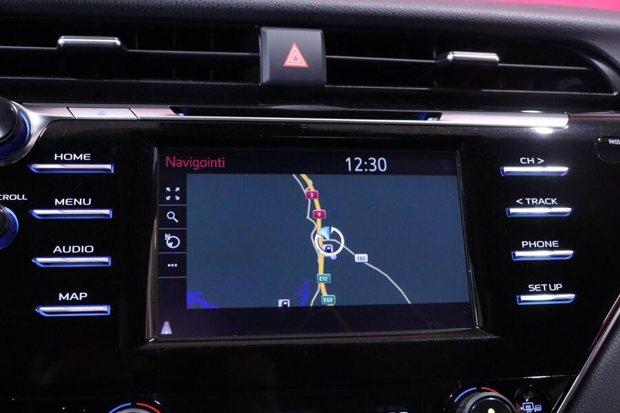 Toyota Camry vaihtoauto