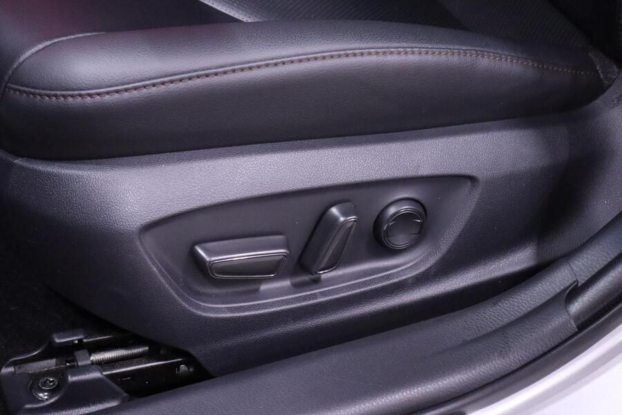 Toyota Camry vaihtoauto