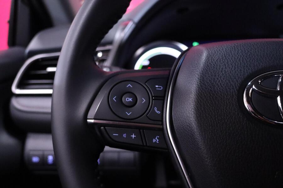 Toyota Camry vaihtoauto