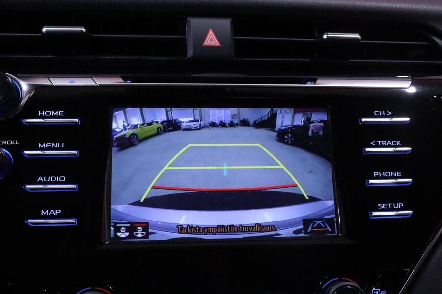 Toyota Camry vaihtoauto