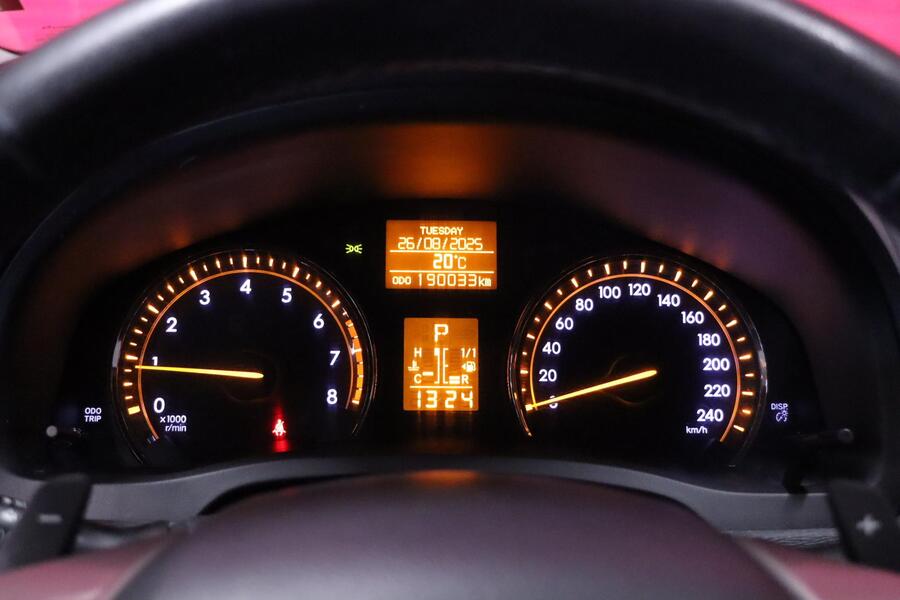 Toyota Avensis vaihtoauto