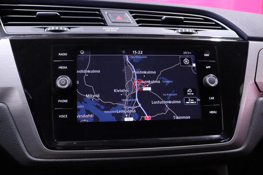 Volkswagen Touran vaihtoauto