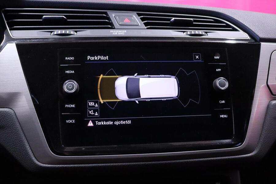 Volkswagen Touran vaihtoauto