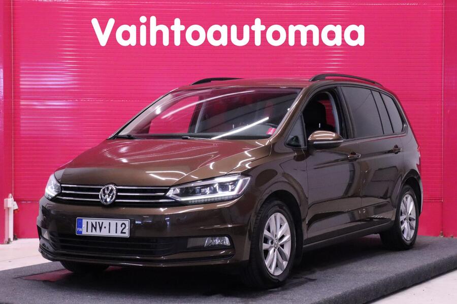 Volkswagen Touran vaihtoauto