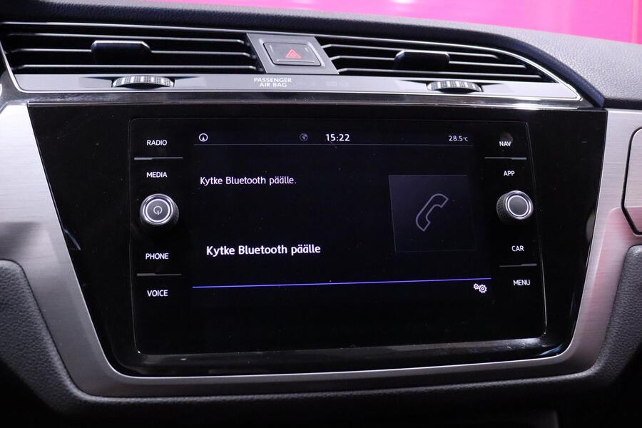 Volkswagen Touran vaihtoauto