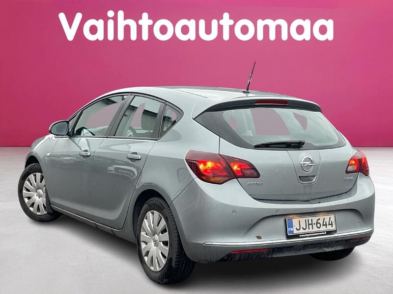 Opel Astra vaihtoauto