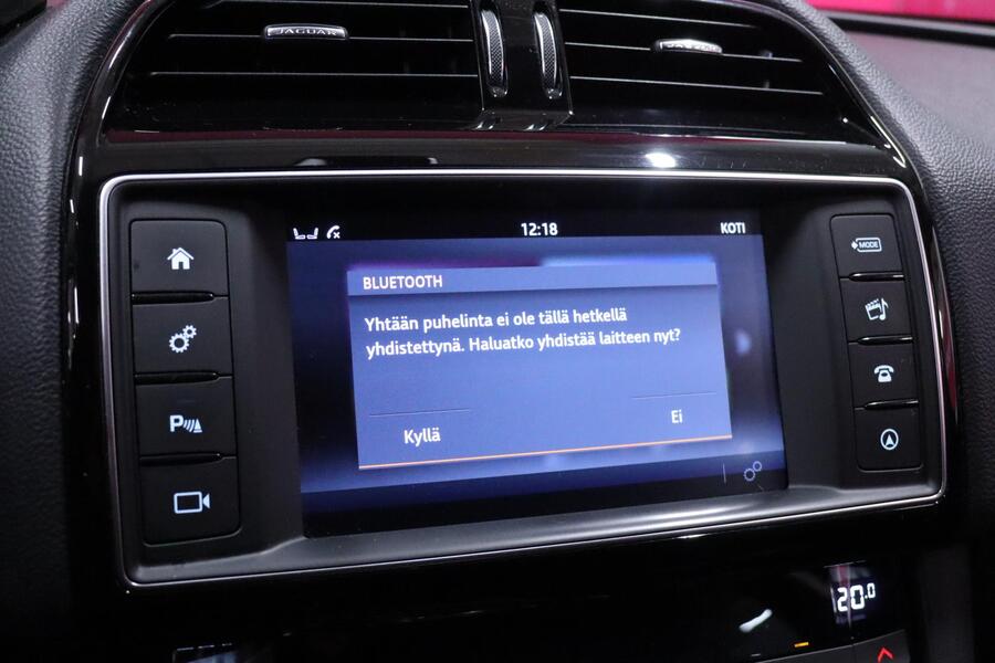 Jaguar F-PACE vaihtoauto