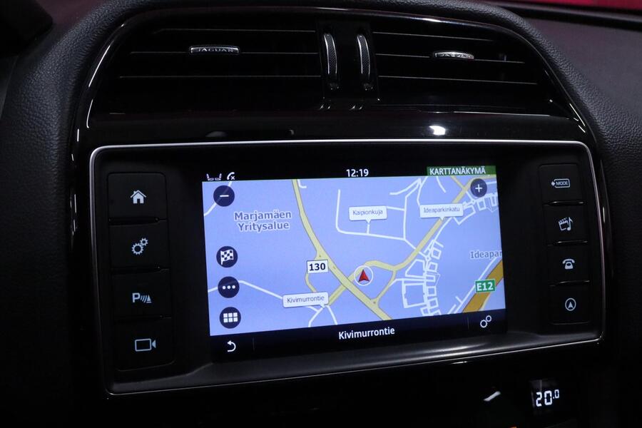 Jaguar F-PACE vaihtoauto