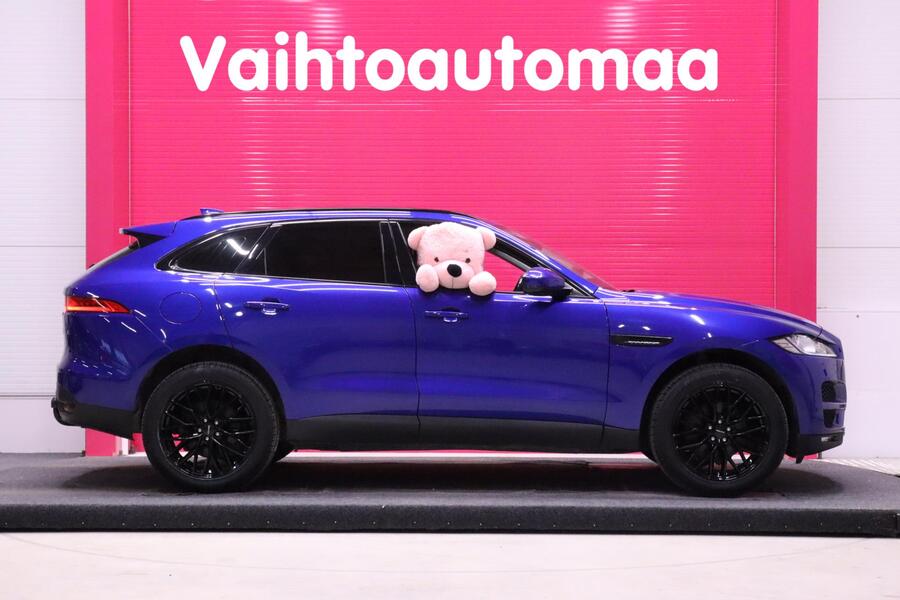 Jaguar F-PACE vaihtoauto