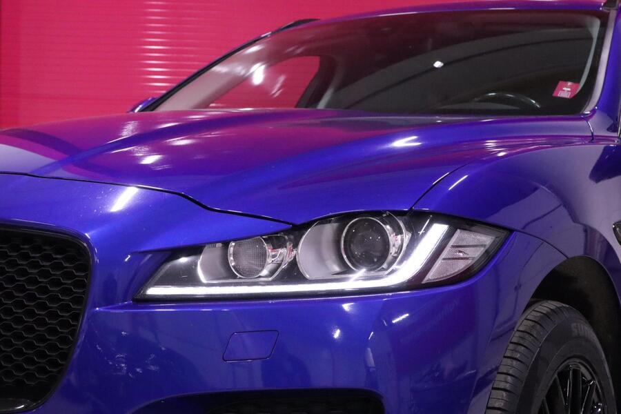 Jaguar F-PACE vaihtoauto