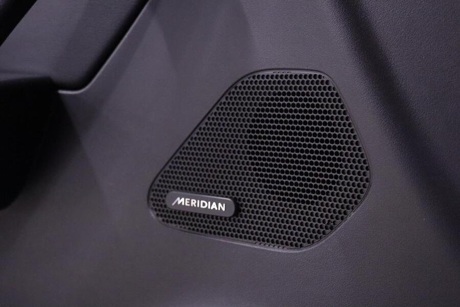 Jaguar F-PACE vaihtoauto