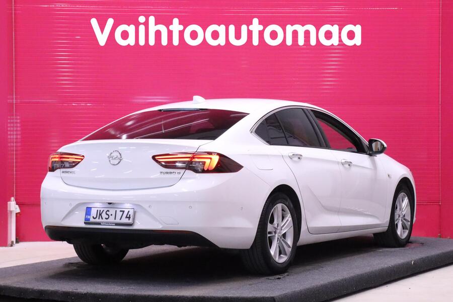 Opel Insignia vaihtoauto