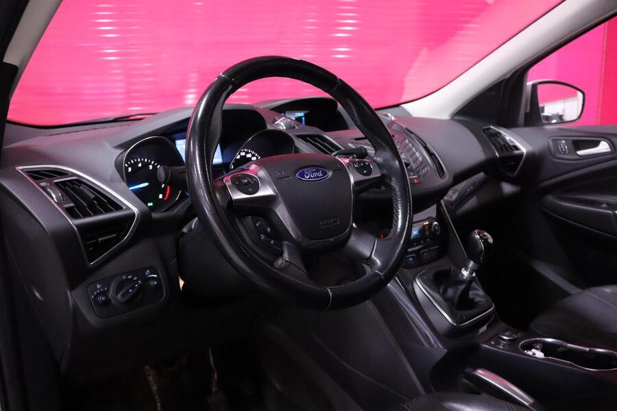 Ford Kuga vaihtoauto